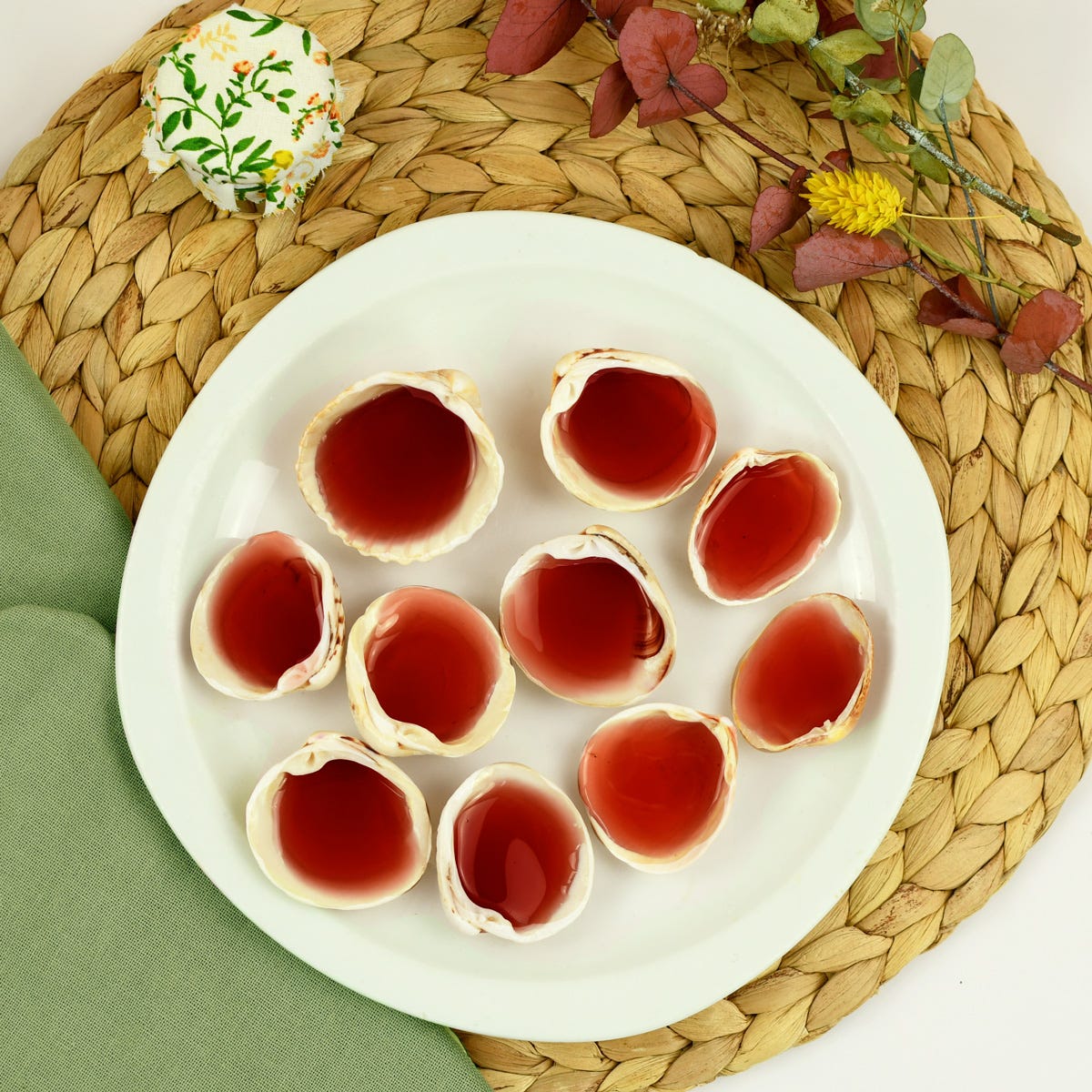 Mit einer karamellisierten Bonbonmasse gefüllte Muscheln, ein ideales Sommerrezept.